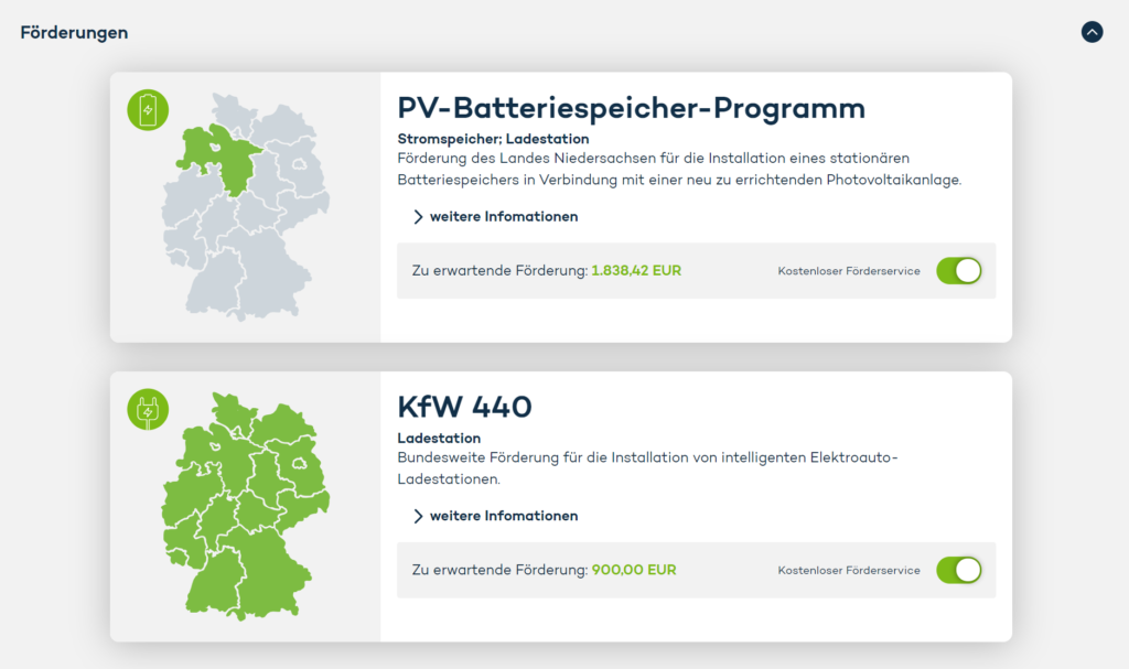 Screenshot aus dem zolar Online Konfigurator, der zwei vorgeschlagene Förderungen sowie die Option zur Buchung des Förderservice zeigt. Auch der Förderservice ist Teil der Photovoltaik-Beratung von zolar.